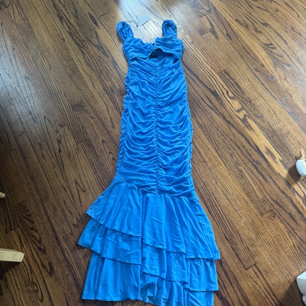 Michael Costello  x REVOLVE Hilary Gown NWT - Picture 4 of 7